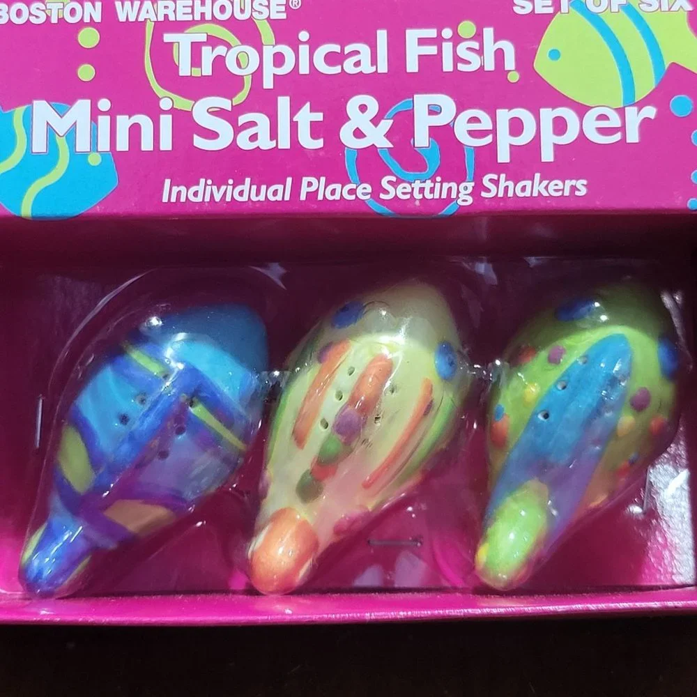 Boston Warehouse Tropical Fish Mini Salt & Pepper Shakers Set of 6 NIB
